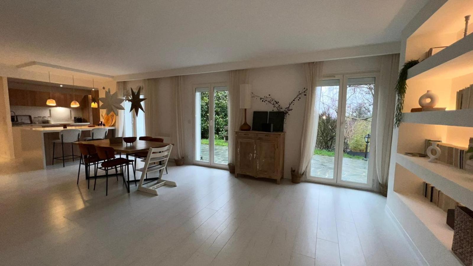 Maison Familiale, Belle Et Moderne Proche De Versailles Et Thoiry Maule Exterior photo